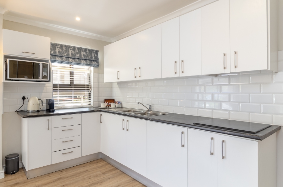 1 Bedroom Property for Sale in Stellenbosch Farms Western Cape